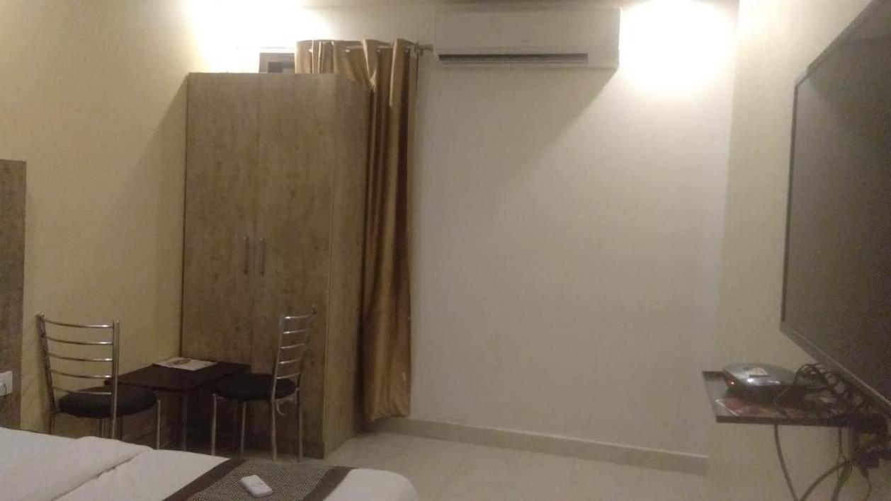 Hotel Broadway 新德里 外观 照片